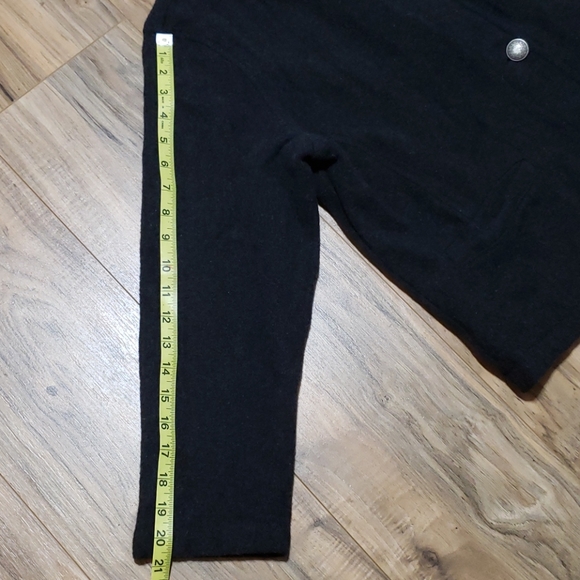 John Rick and Bros Woolrich Coat - Picture 15 of 15